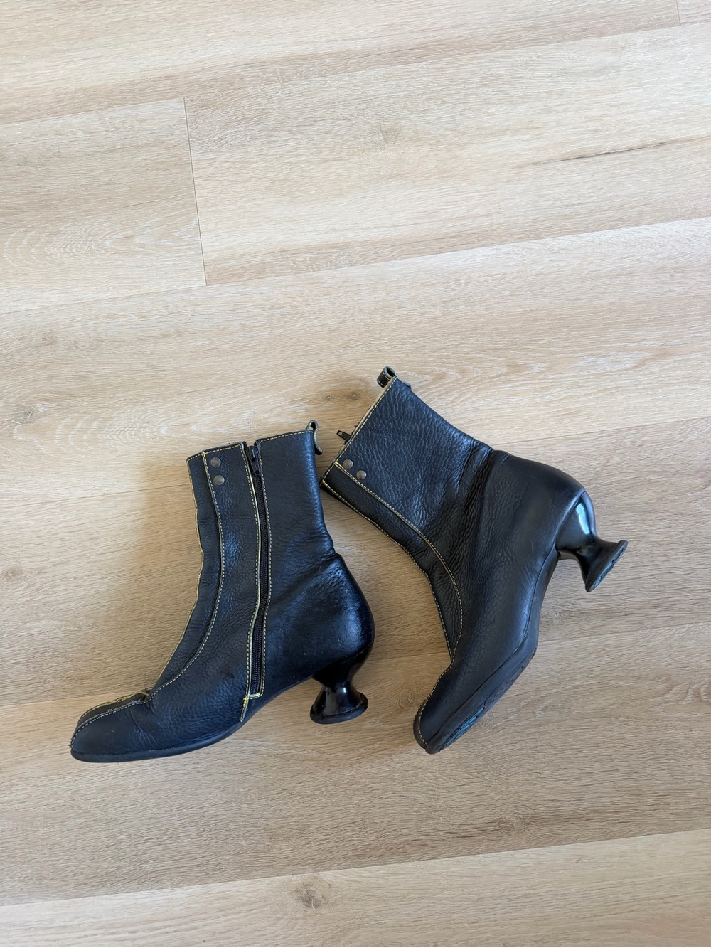 john fluevog leather ankle boots